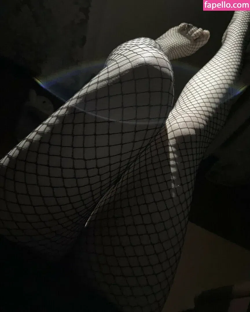 Vwemor Onlyfans Photo Gallery 