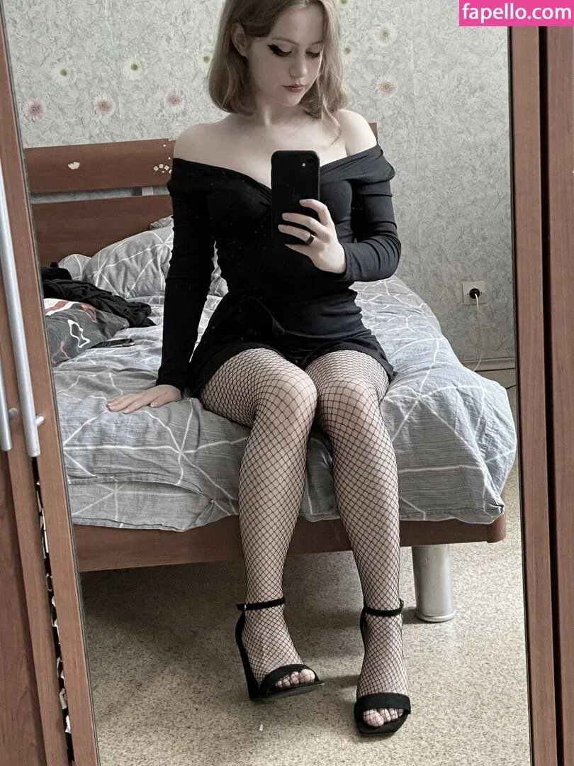 Vwemor Onlyfans Photo Gallery 