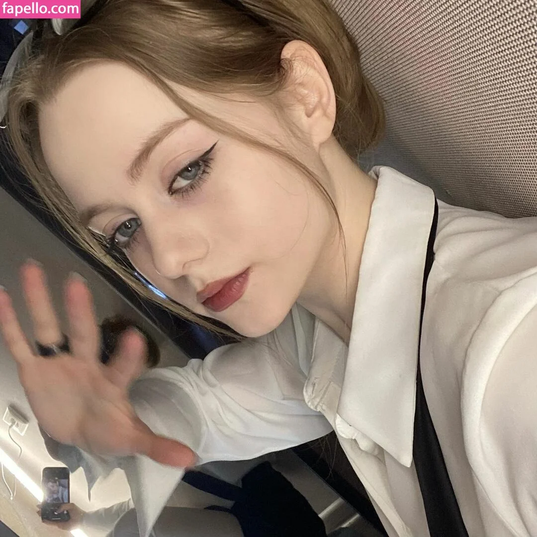 Vwemor Onlyfans Photo Gallery 