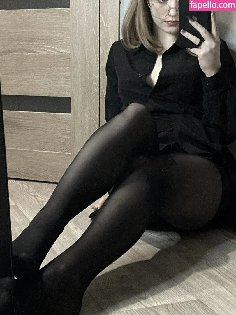 Vwemor Onlyfans Photo Gallery 