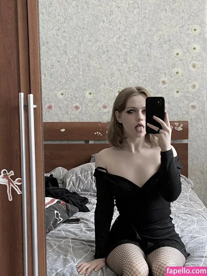 Vwemor Onlyfans Photo Gallery 