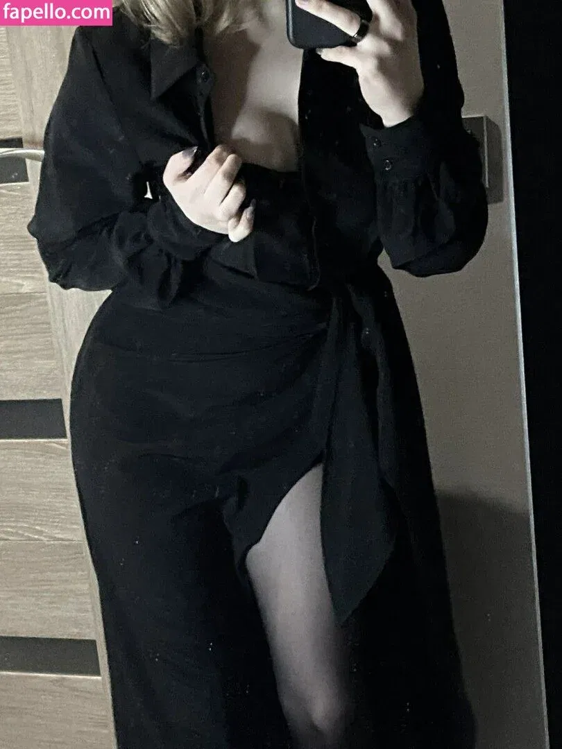 Vwemor Onlyfans Photo Gallery 