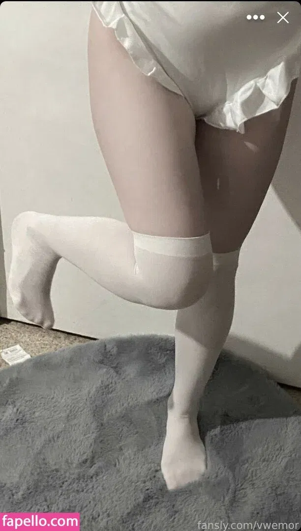 Vwemor Onlyfans Photo Gallery 