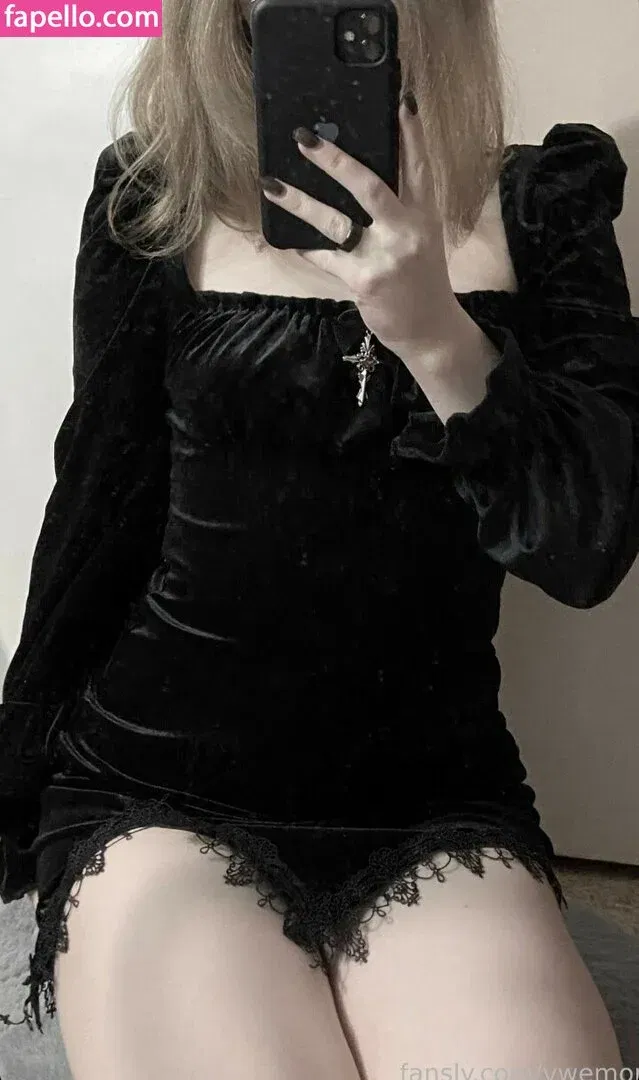 Vwemor Onlyfans Photo Gallery 