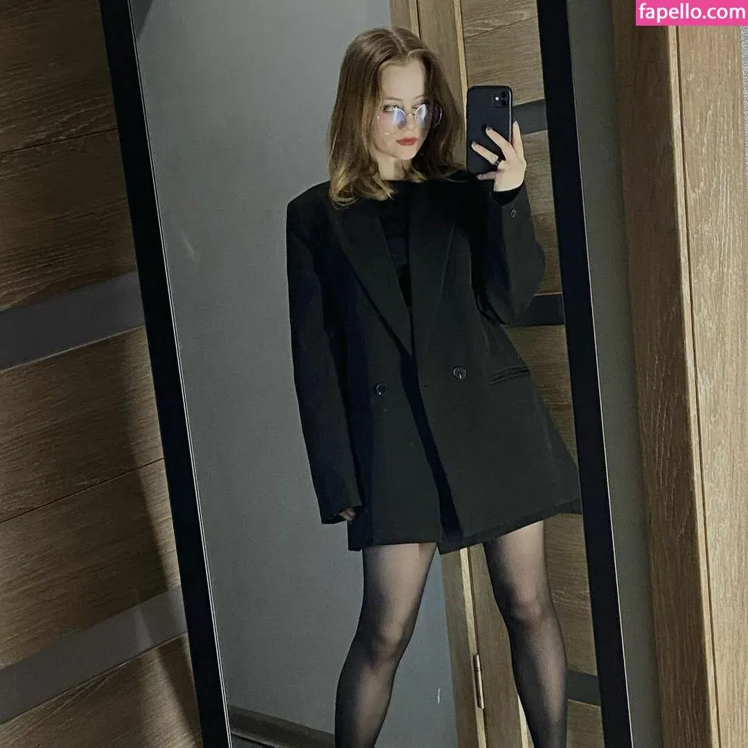 Vwemor Onlyfans Photo Gallery 