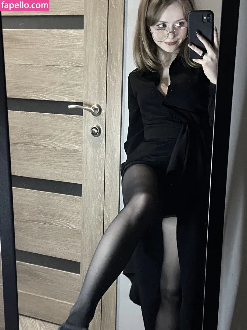 Vwemor Onlyfans Photo Gallery 