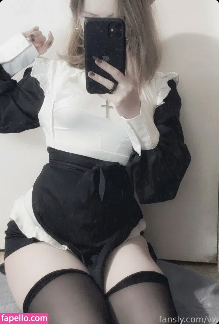 Vwemor Onlyfans Photo Gallery 