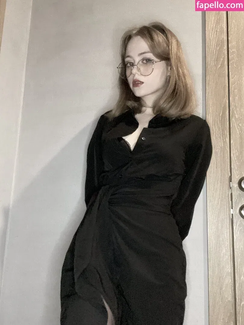 Vwemor Onlyfans Photo Gallery 