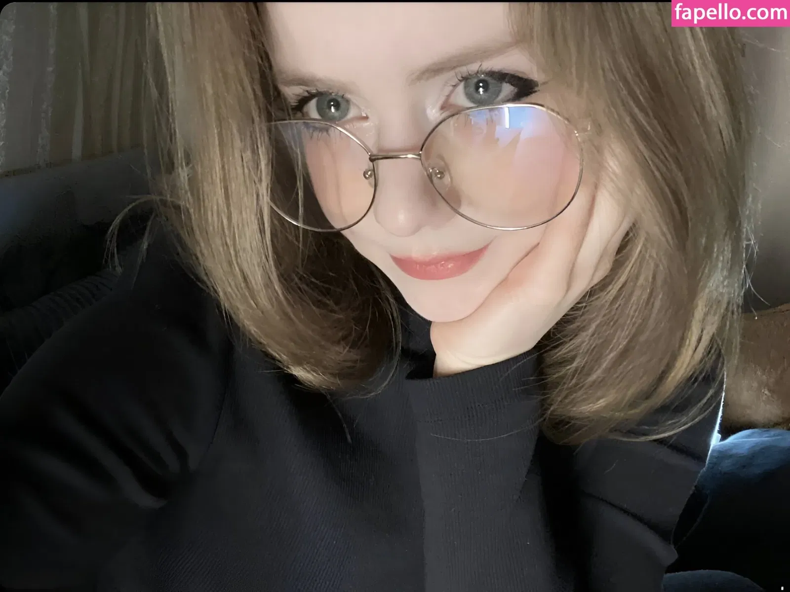 Vwemor Onlyfans Photo Gallery 