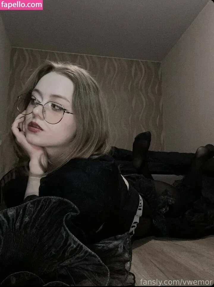 Vwemor Onlyfans Photo Gallery 