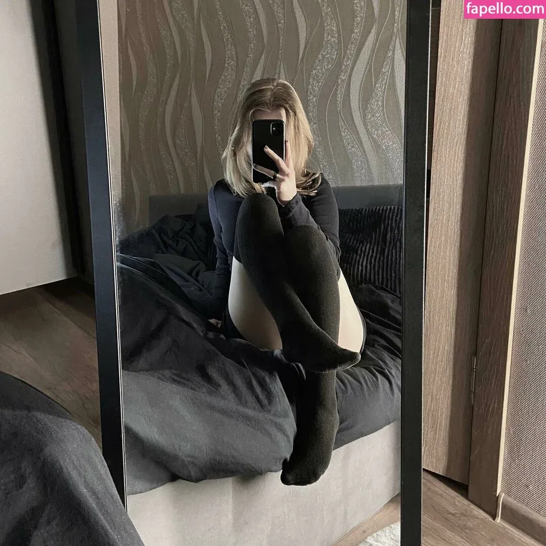 Vwemor Onlyfans Photo Gallery 