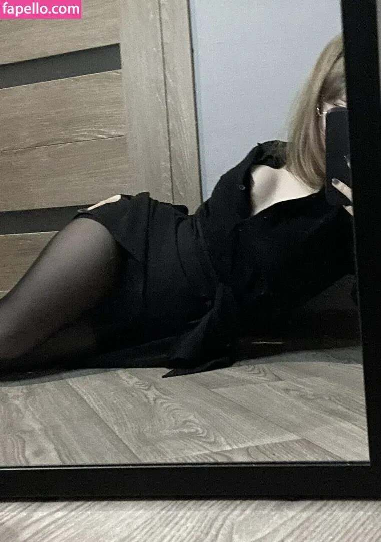 Vwemor Onlyfans Photo Gallery 