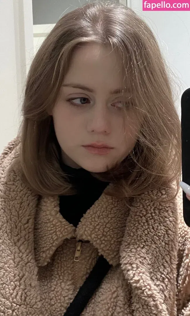 Vwemor Onlyfans Photo Gallery 