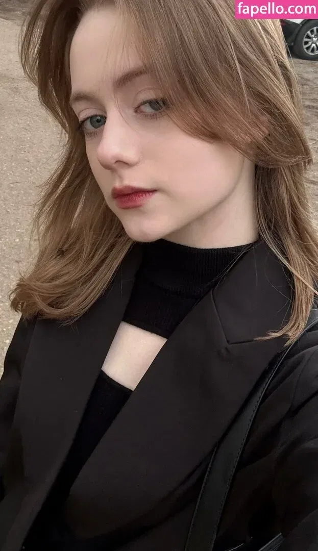 Vwemor Onlyfans Photo Gallery 