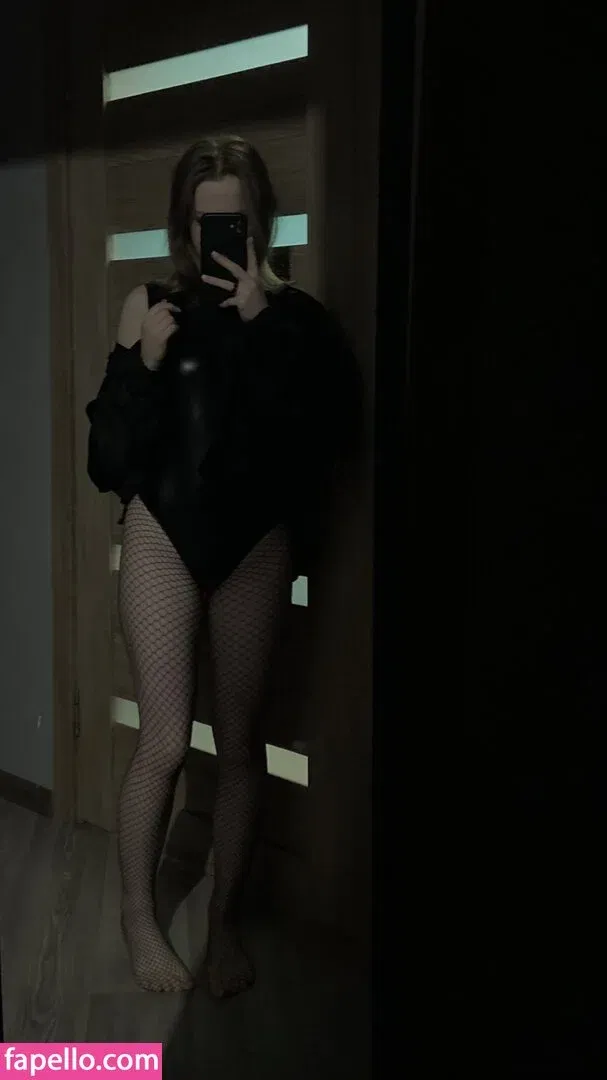 Vwemor Onlyfans Photo Gallery 