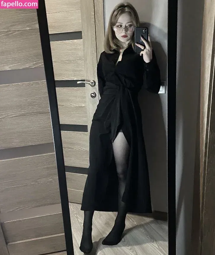 Vwemor Onlyfans Photo Gallery 