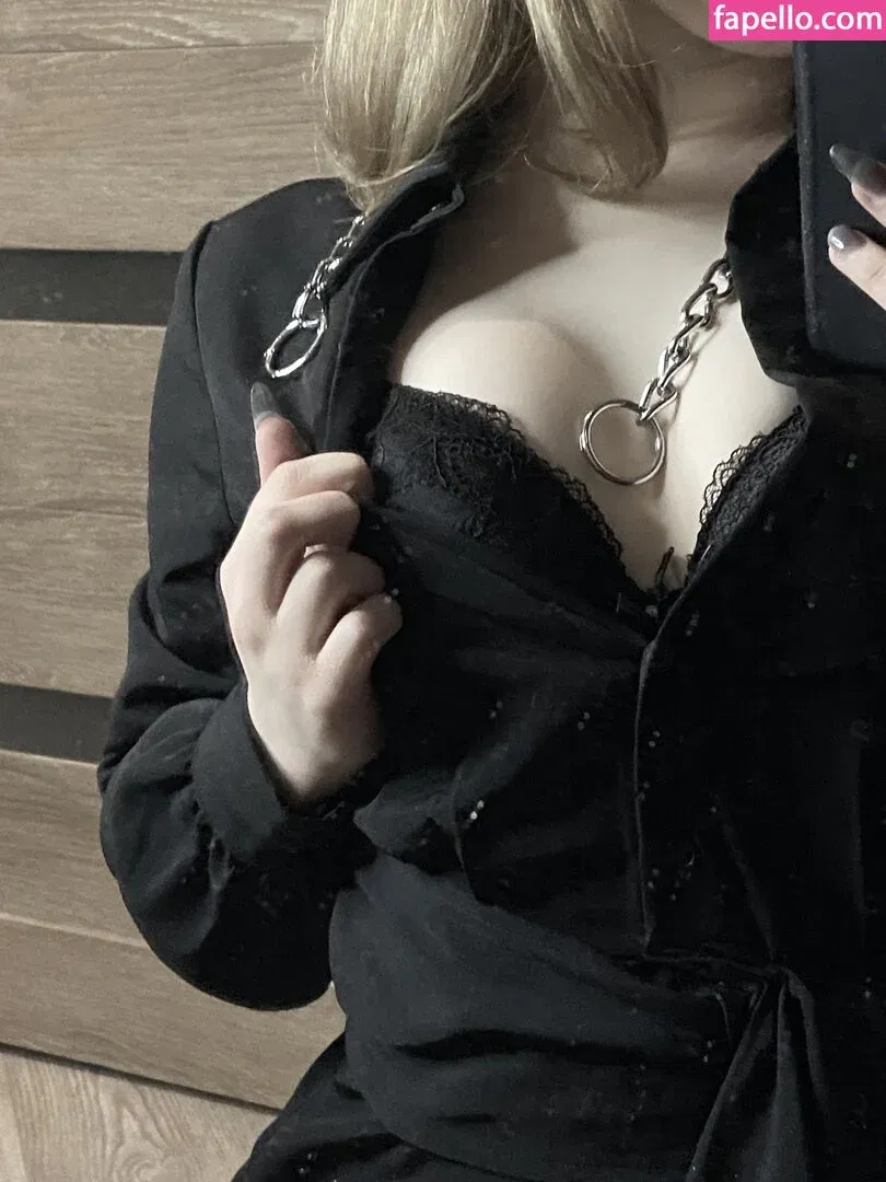 Vwemor Onlyfans Photo Gallery 