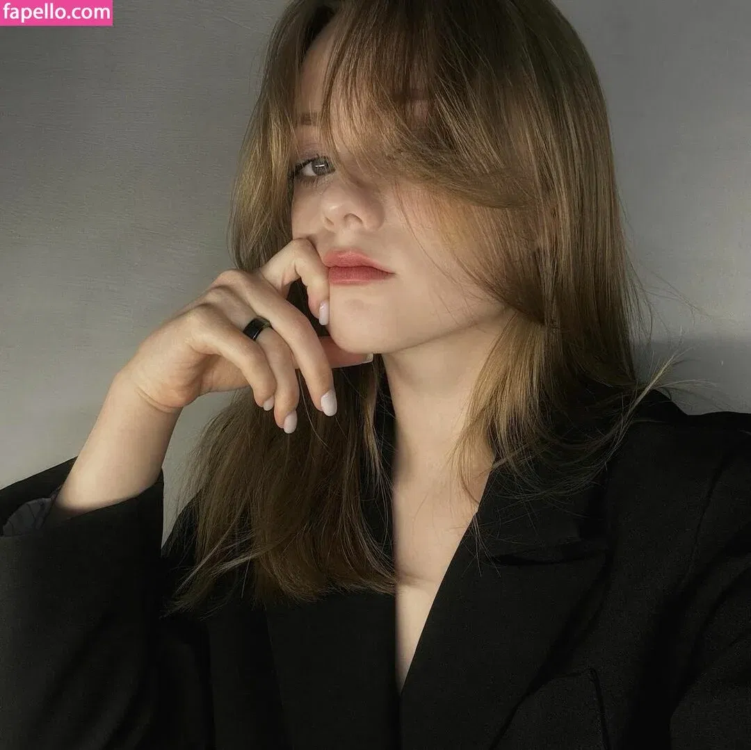 Vwemor Onlyfans Photo Gallery 