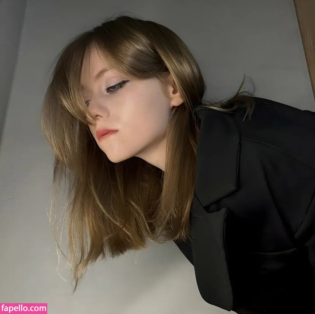 Vwemor Onlyfans Photo Gallery 