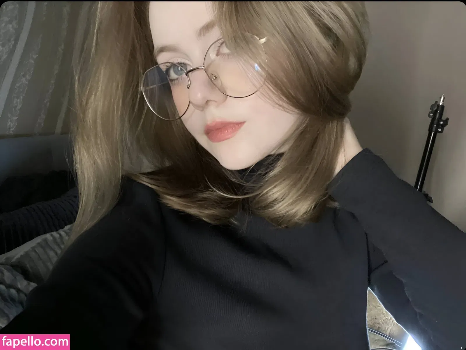 Vwemor Onlyfans Photo Gallery 