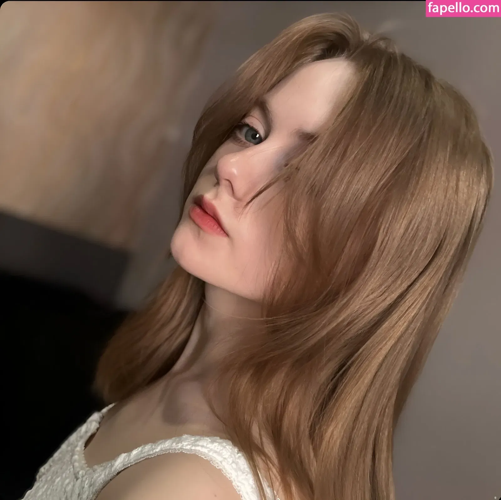 Vwemor Onlyfans Photo Gallery 