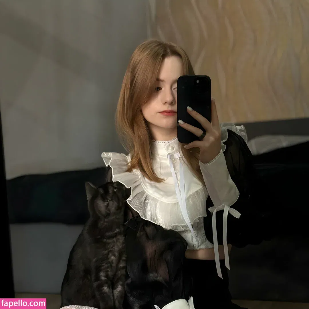 Vwemor Onlyfans Photo Gallery 