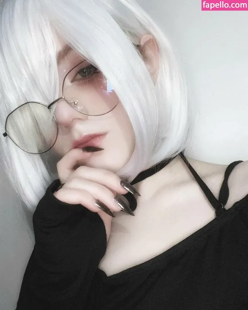 Vwemor Onlyfans Photo Gallery 