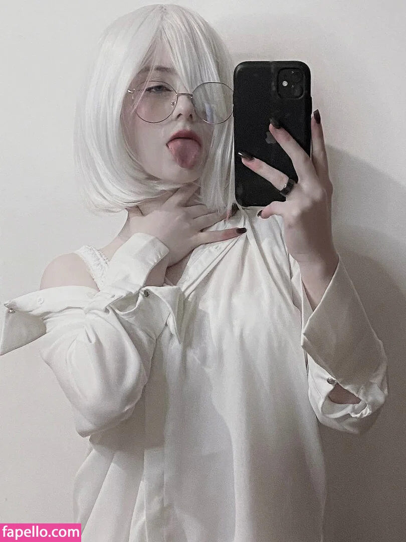 Vwemor Onlyfans Photo Gallery 