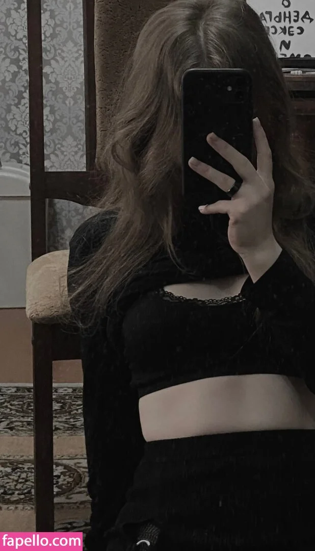 Vwemor Onlyfans Photo Gallery 