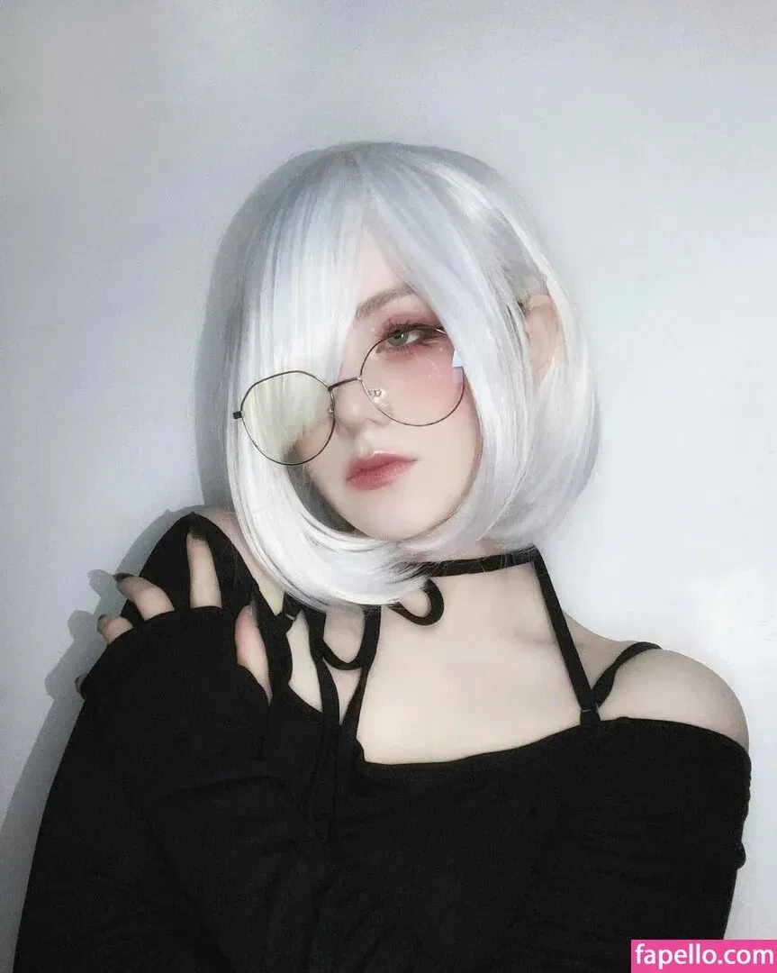 Vwemor Onlyfans Photo Gallery 