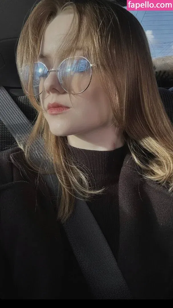 Vwemor Onlyfans Photo Gallery 