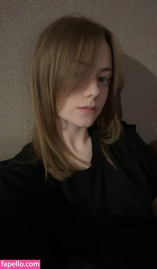 Vwemor Onlyfans Photo Gallery 