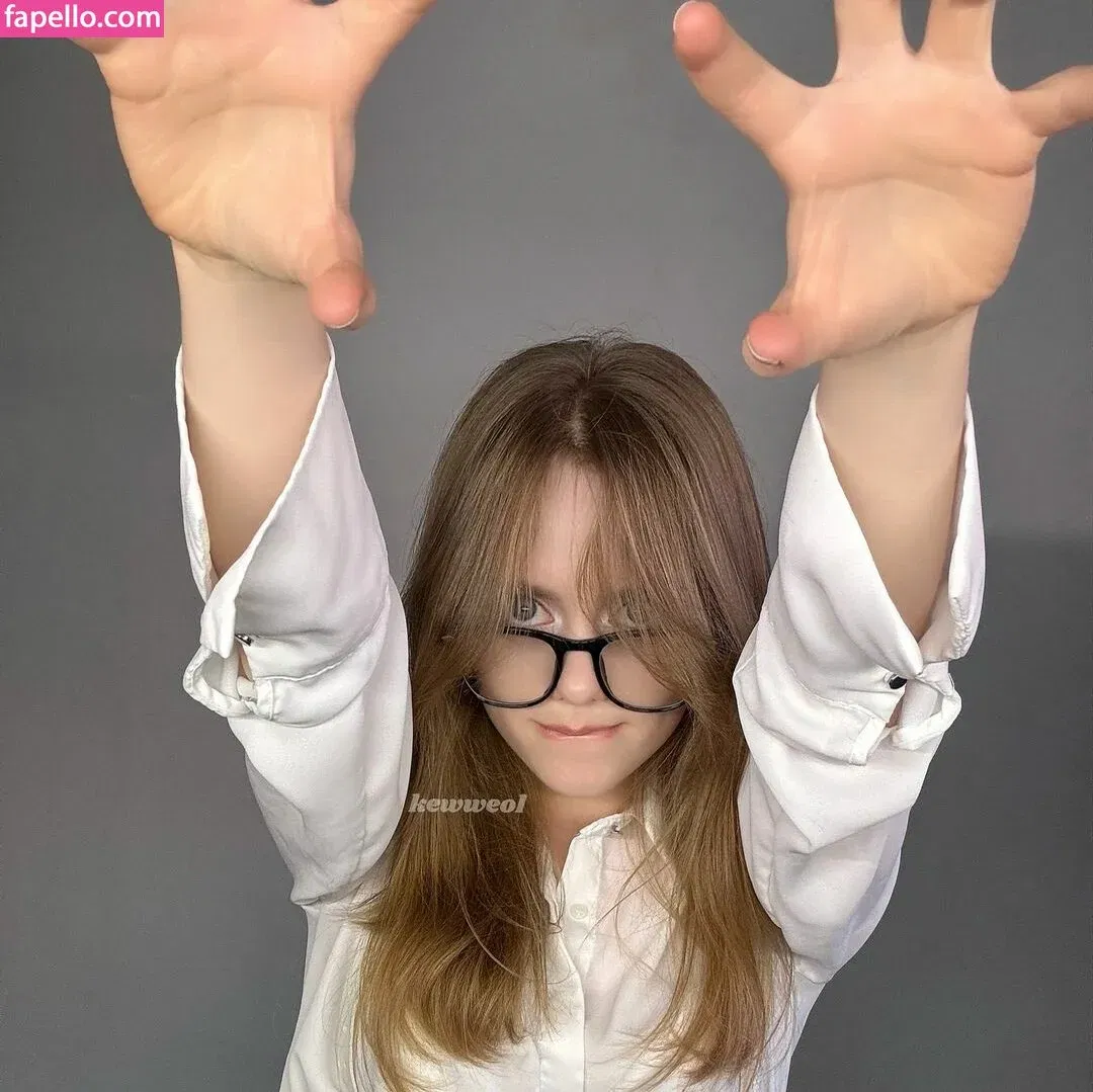 Vwemor Onlyfans Photo Gallery 