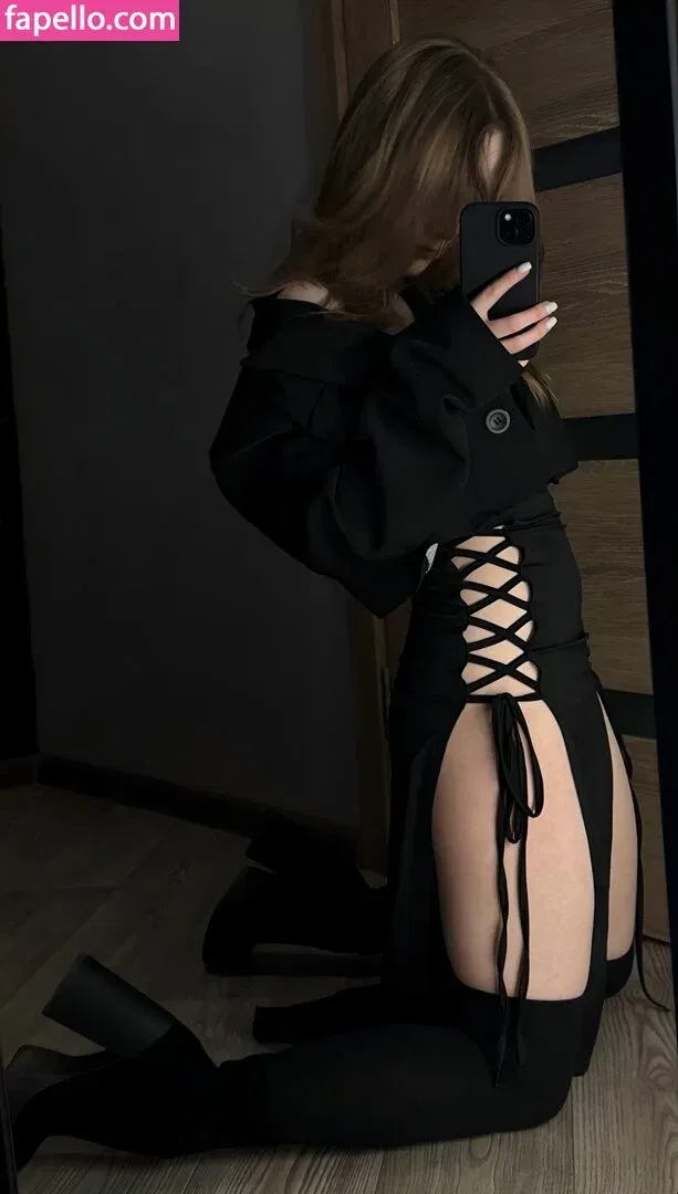 Vwemor Onlyfans Photo Gallery 