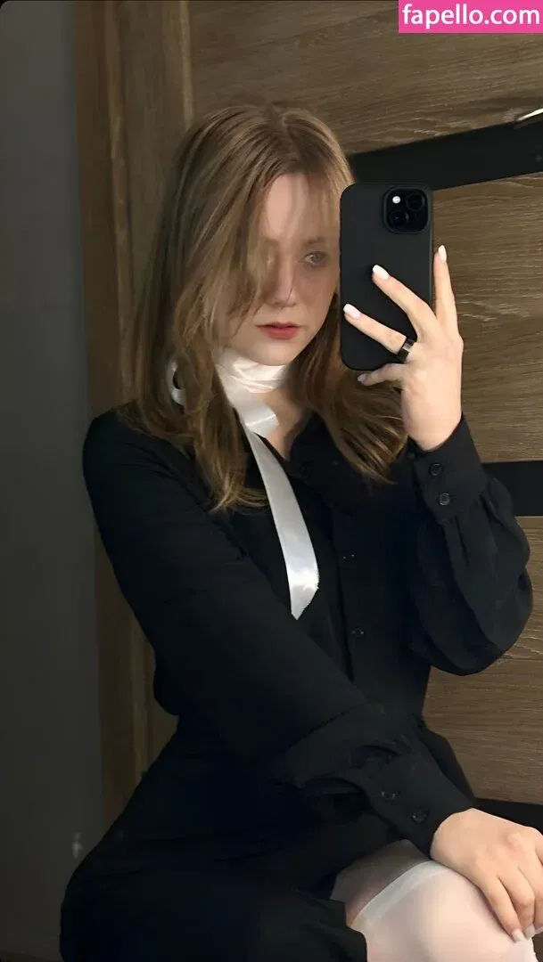 Vwemor Onlyfans Photo Gallery 