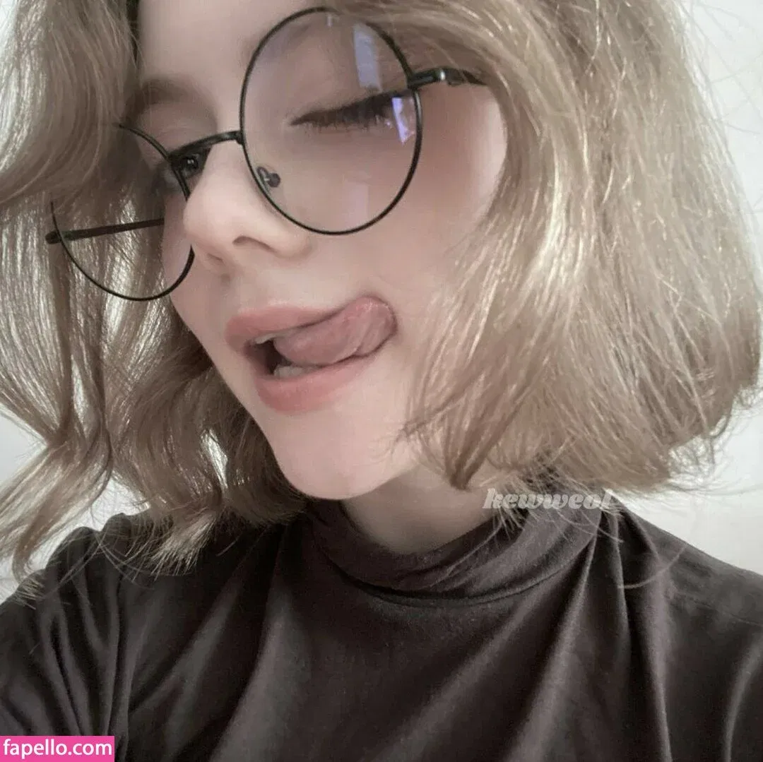 Vwemor Onlyfans Photo Gallery 