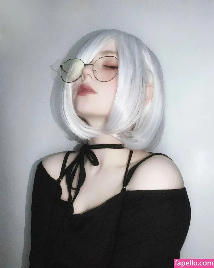 Vwemor Onlyfans Photo Gallery 