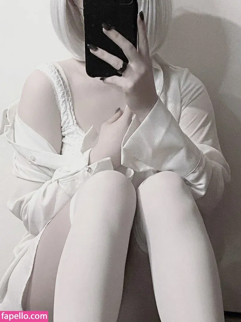 Vwemor Onlyfans Photo Gallery 