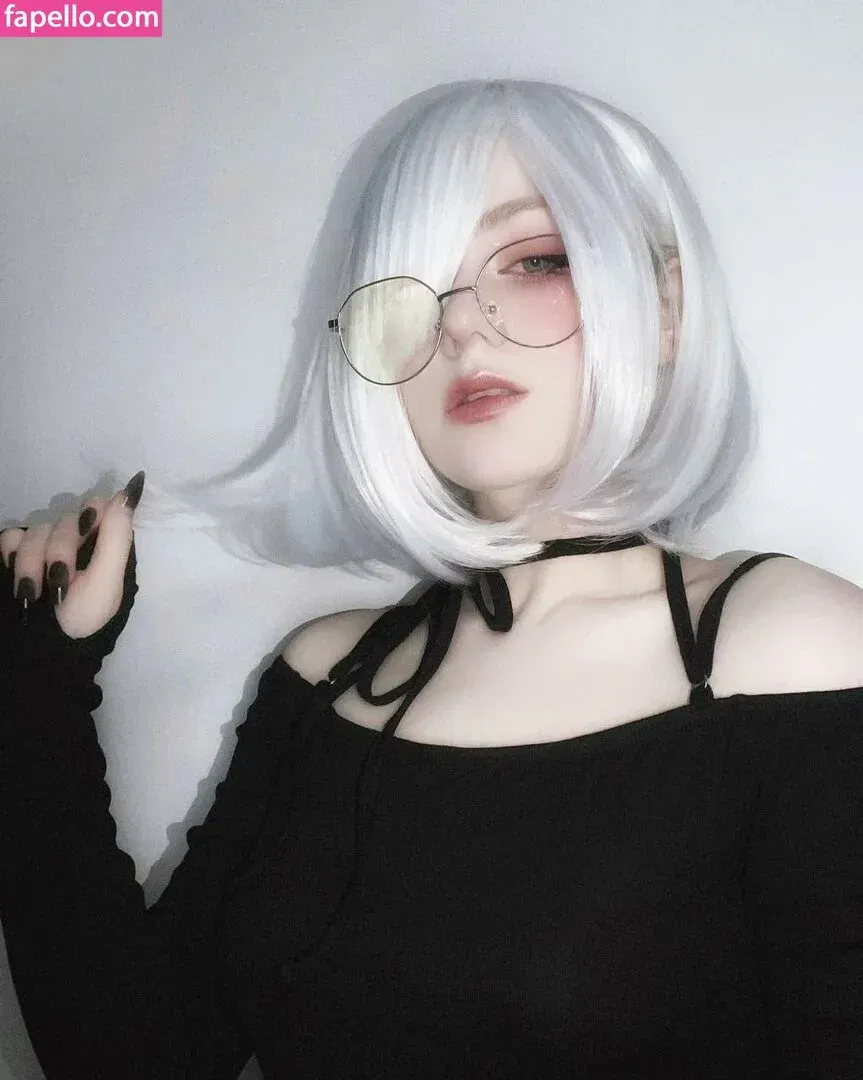 Vwemor Onlyfans Photo Gallery 