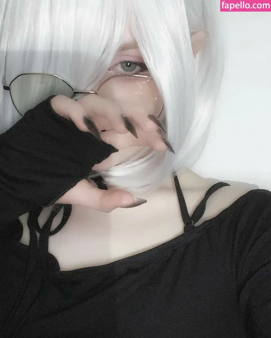 Vwemor Onlyfans Photo Gallery 