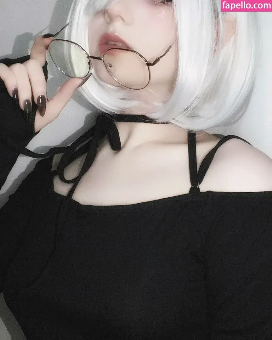 Vwemor Onlyfans Photo Gallery 