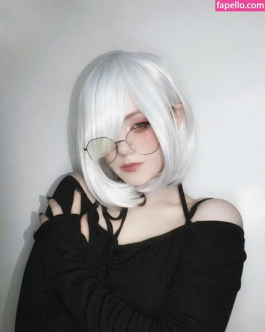 Vwemor Onlyfans Photo Gallery 