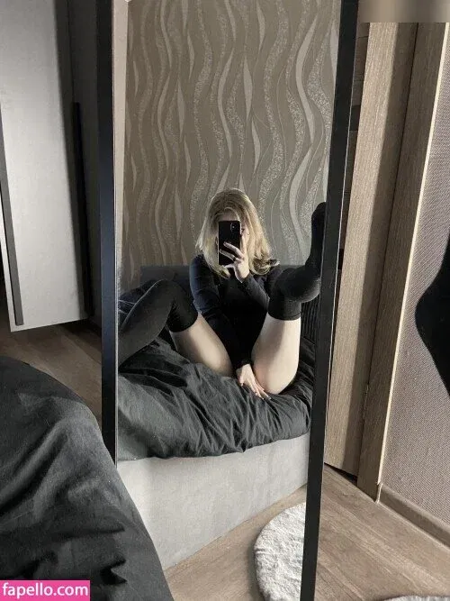 Vwemor Onlyfans Photo Gallery 