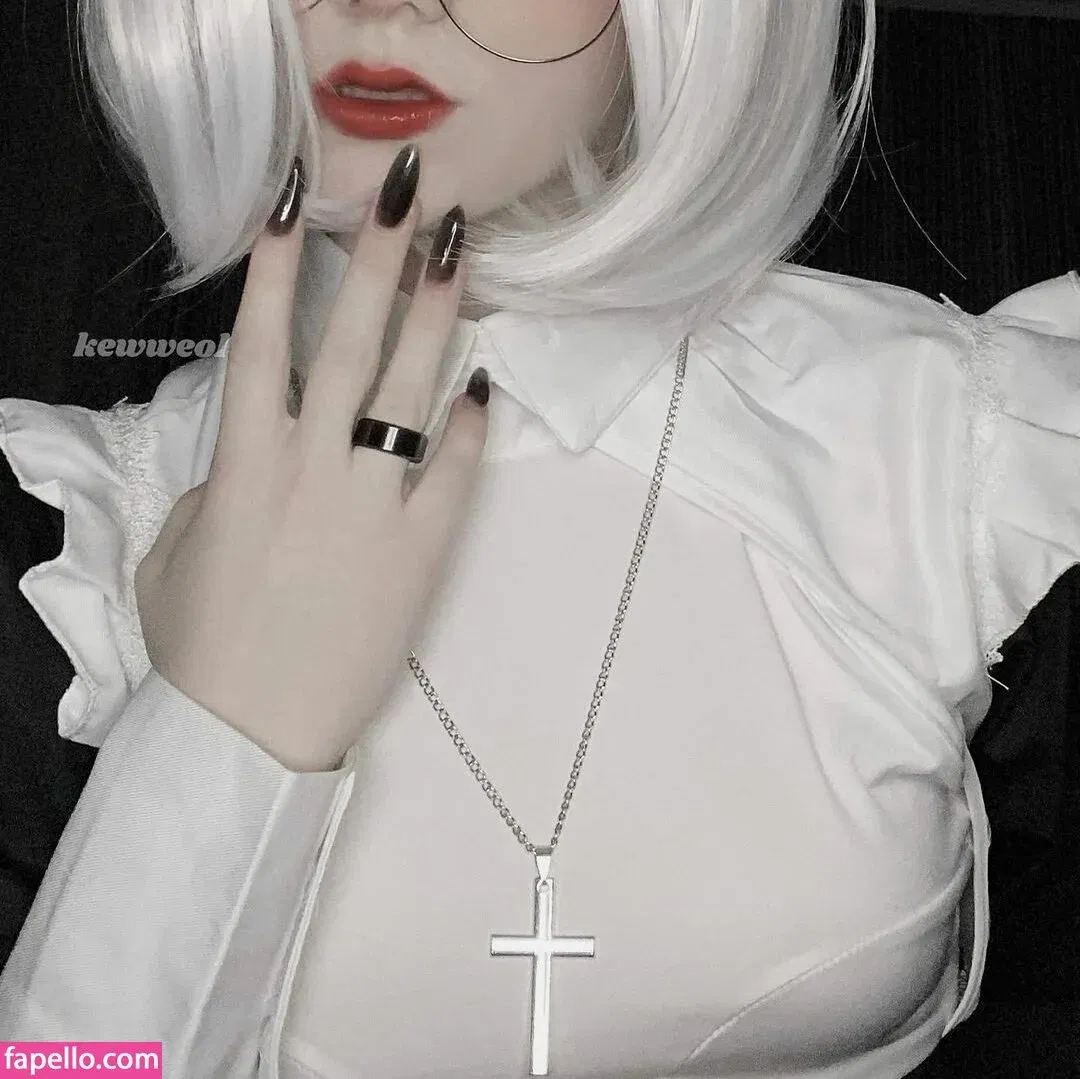 Vwemor Onlyfans Photo Gallery 