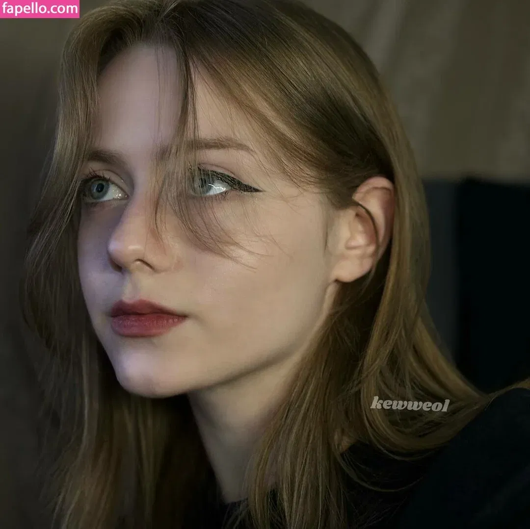 Vwemor Onlyfans Photo Gallery 