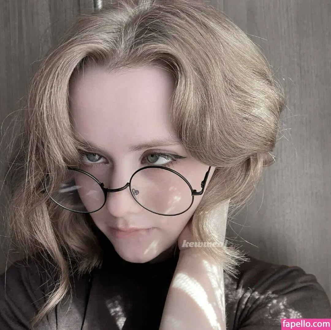 Vwemor Onlyfans Photo Gallery 