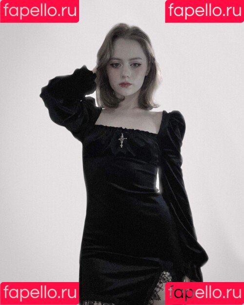 Vwemor Onlyfans Photo Gallery 