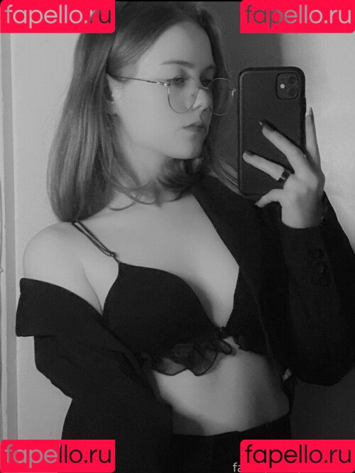 Vwemor Onlyfans Photo Gallery 