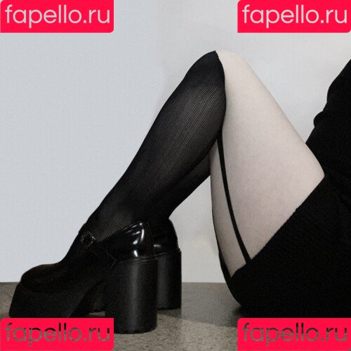 Vwemor Onlyfans Photo Gallery 