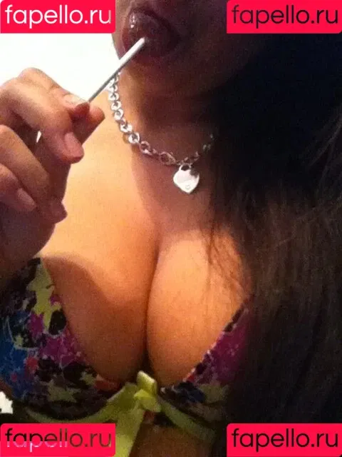 Cecilia Rosales Onlyfans Photo Gallery 